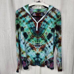 Aqua Nebula Dreamer: Tie-Dye Vortex Hoodie size XL